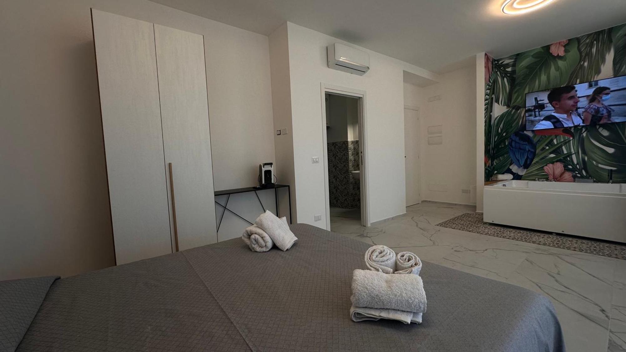 Cconforthotels Puglia Promenade Apartment 5 Bari Exteriör bild