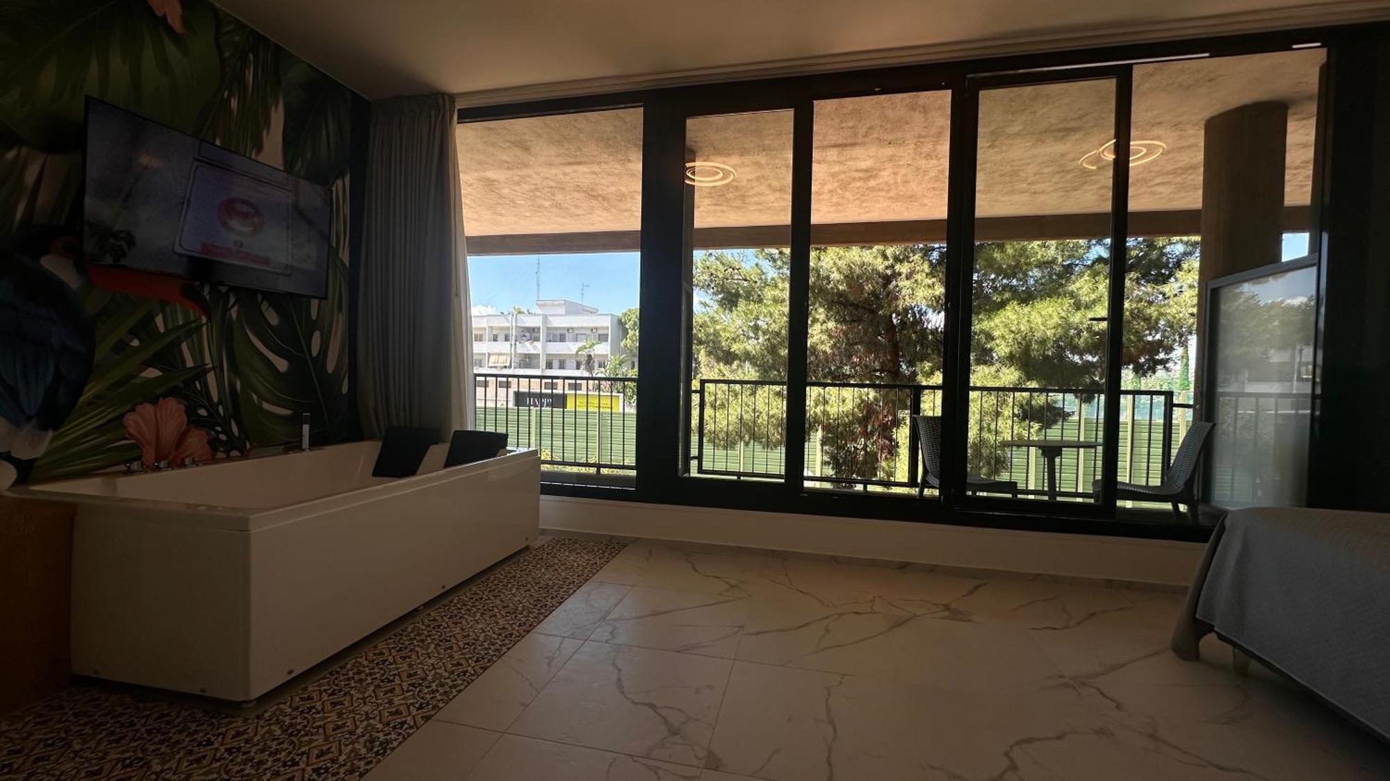 Cconforthotels Puglia Promenade Apartment 5 Bari Exteriör bild